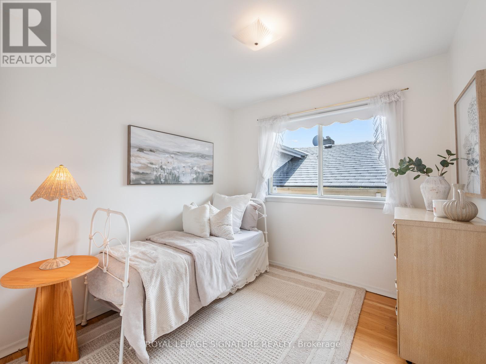 25 Stavely Avenue, Toronto, Ontario  M1K 4P2 - Photo 15 - E13126728