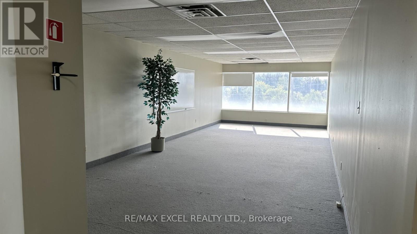 209 - 2425 Eglinton Avenue E, Toronto, Ontario  M1K 5G8 - Photo 2 - E13126782