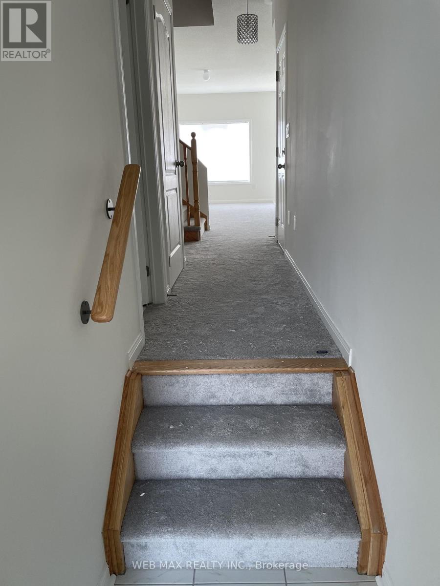 2540 Winter Words Drive, Oshawa, Ontario  L1L 0S7 - Photo 2 - E13126850