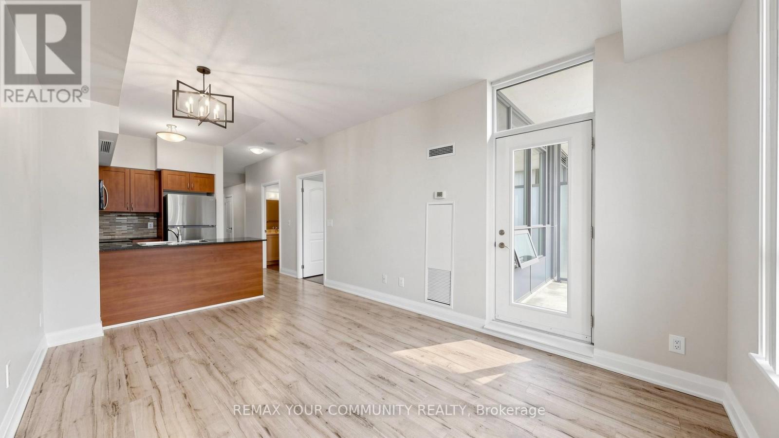 1110 - 20 North Park Road, Vaughan, Ontario  L4J 0G7 - Photo 4 - N13115792