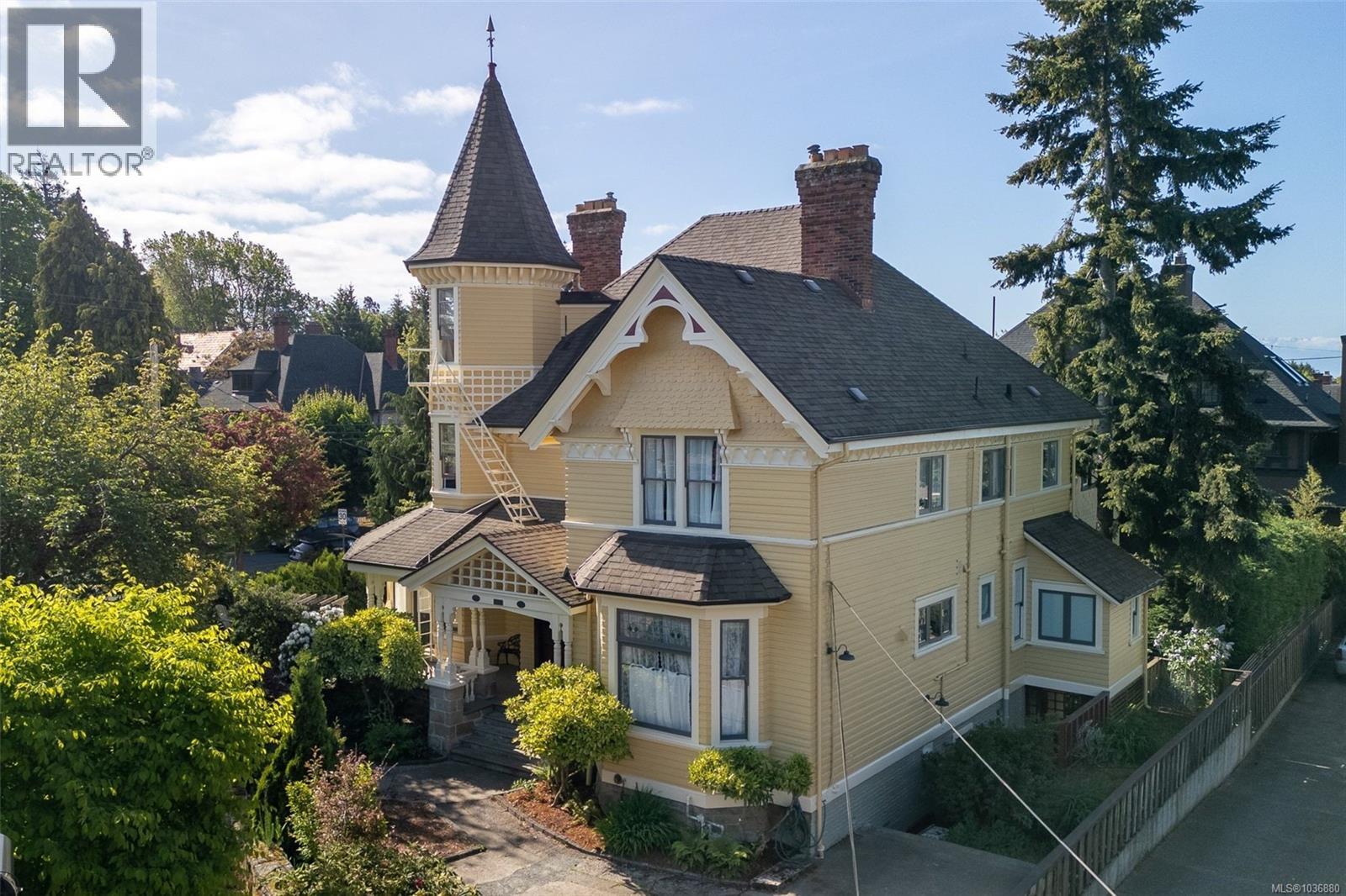 1171 Rockland Ave, Victoria, British Columbia  V8V 3H8 - Photo 10 - 1036880