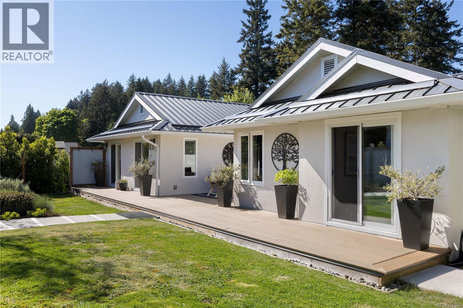 790 Del Monte Pl, Saanich, British Columbia  V8Y 2W3 - Photo 15 - 1033247