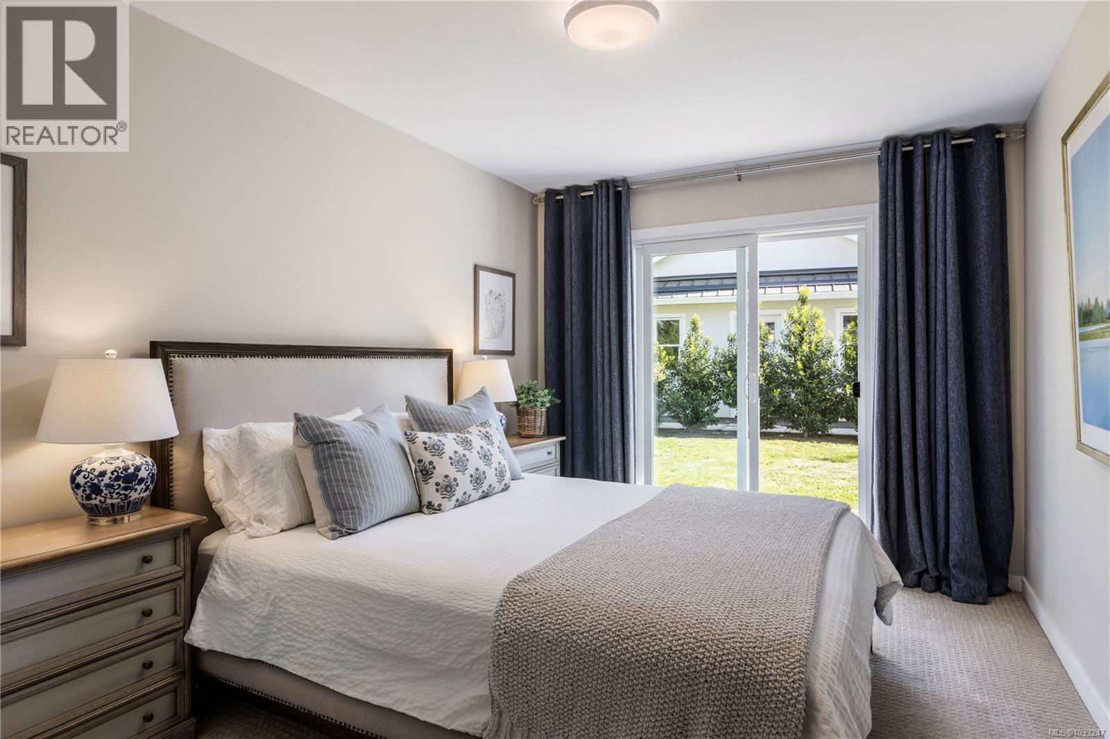 790 Del Monte Pl, Saanich, British Columbia  V8Y 2W3 - Photo 32 - 1033247