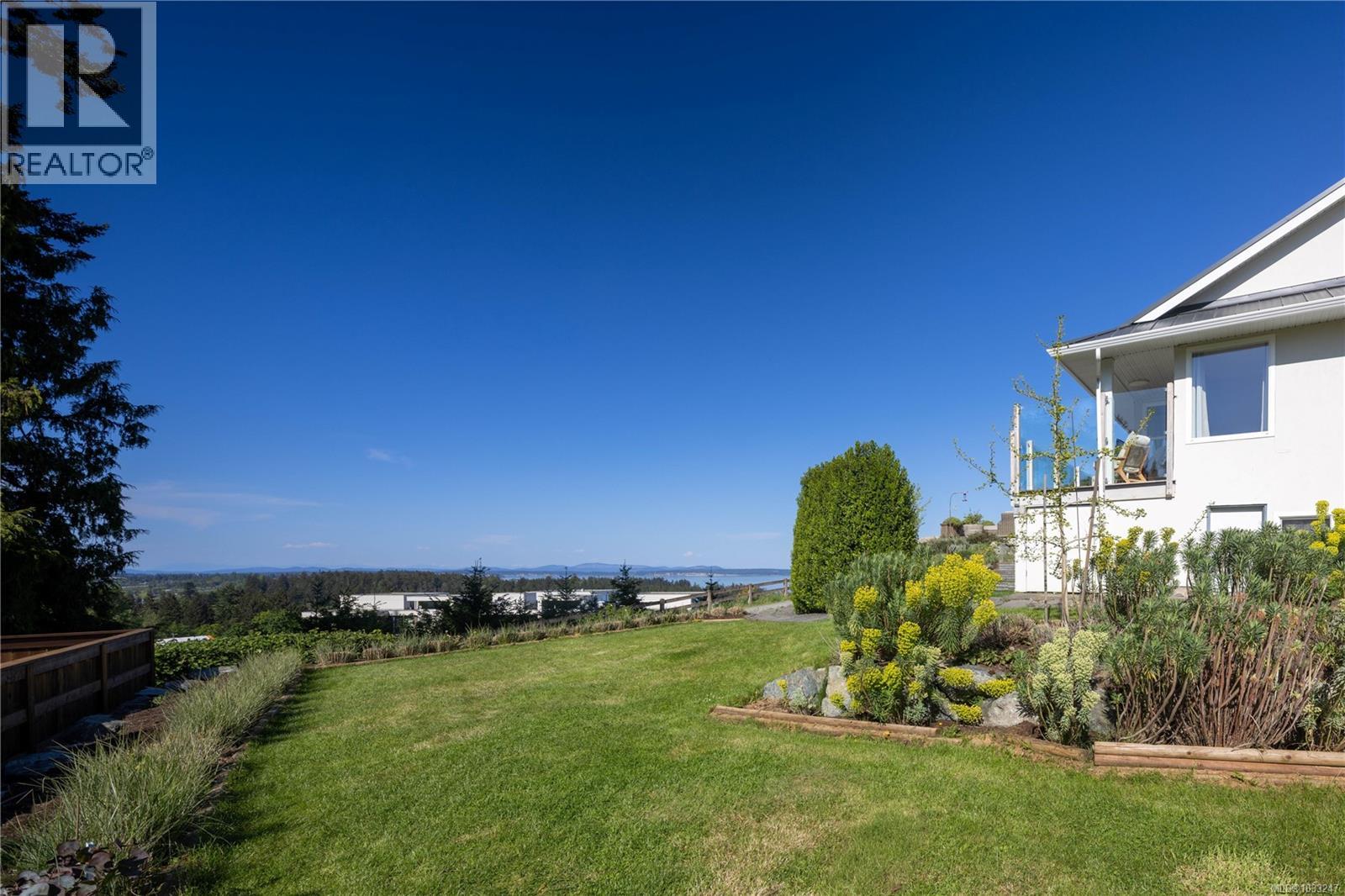 790 Del Monte Pl, Saanich, British Columbia  V8Y 2W3 - Photo 42 - 1033247