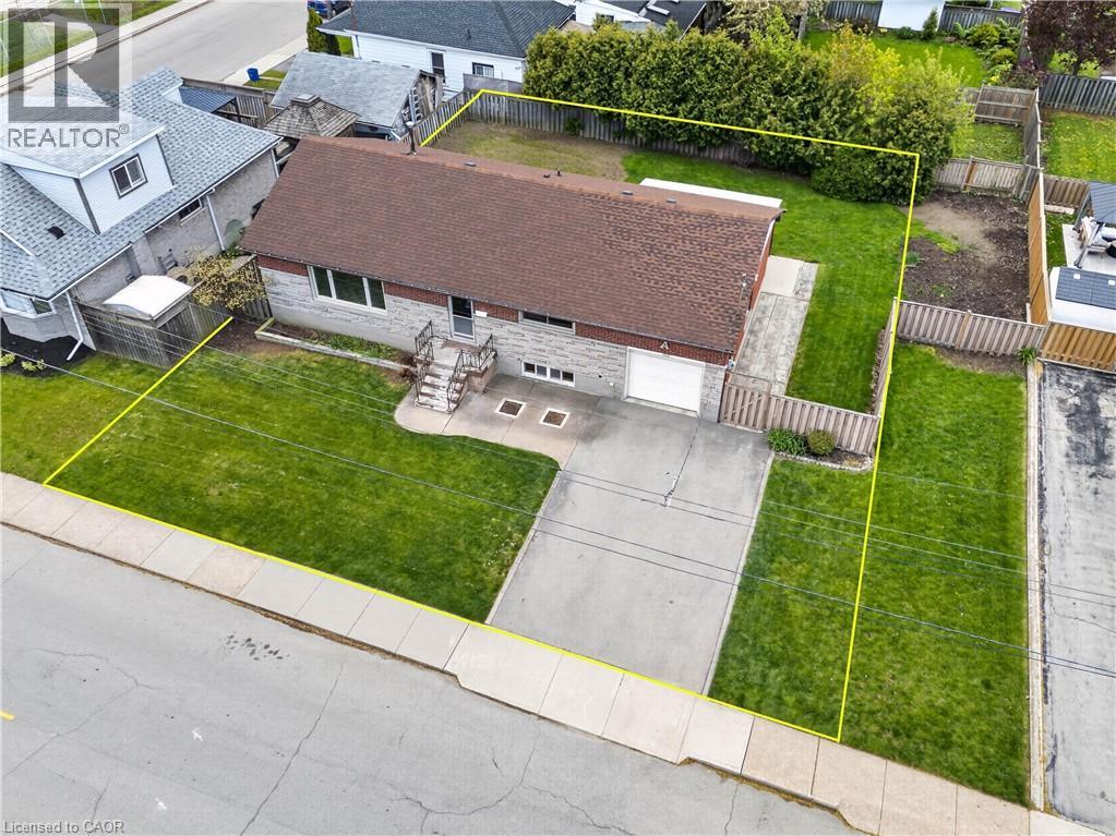 162 MOUNTVILLE Avenue, Hamilton, Ontario