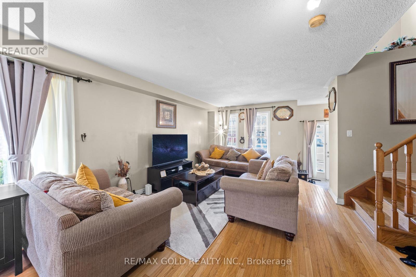 17 Calderstone Road, Brampton, Ontario  L6P 2A4 - Photo 10 - W13123064