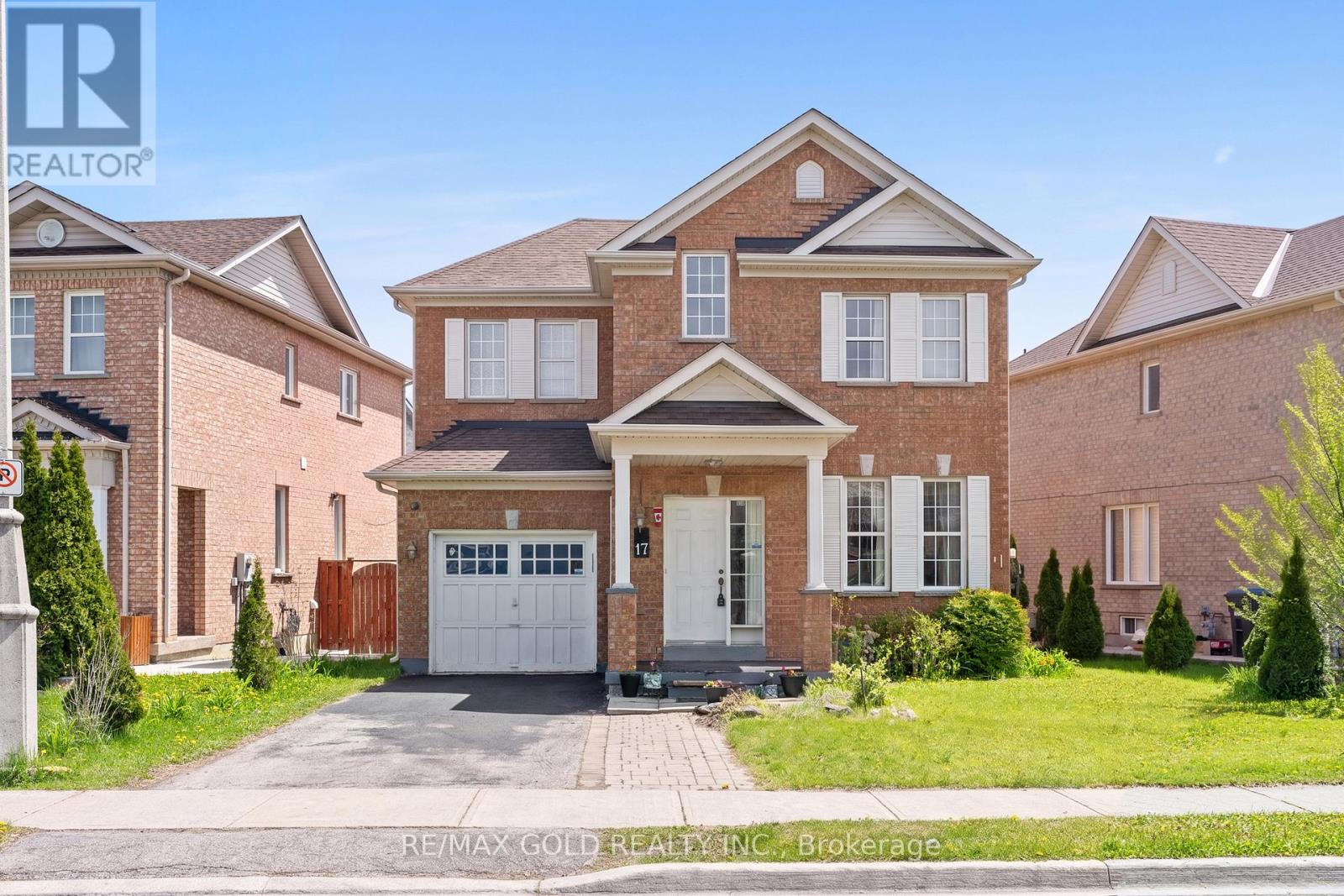 17 CALDERSTONE ROAD, Brampton, Ontario