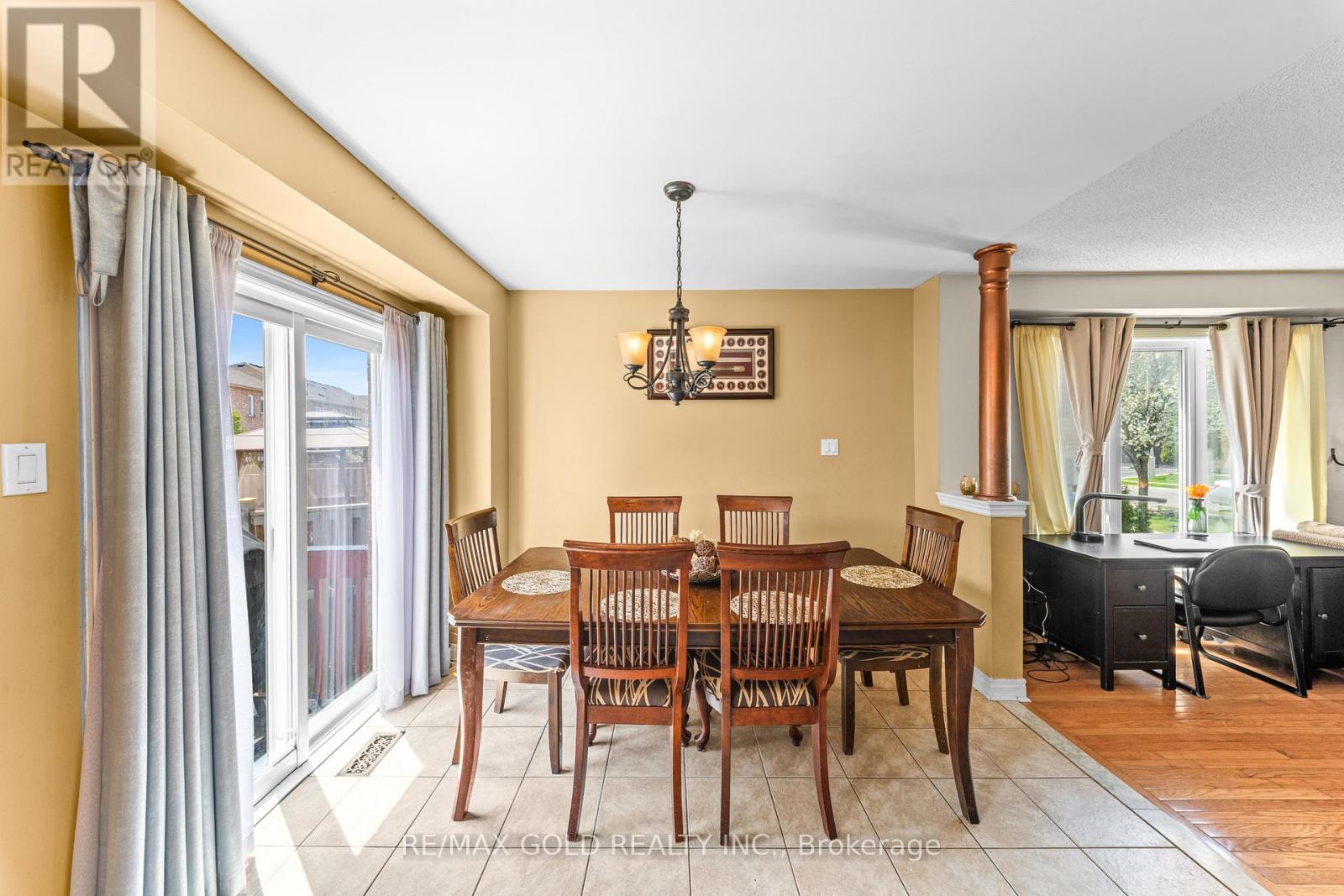 17 Calderstone Road, Brampton, Ontario  L6P 2A4 - Photo 17 - W13123064