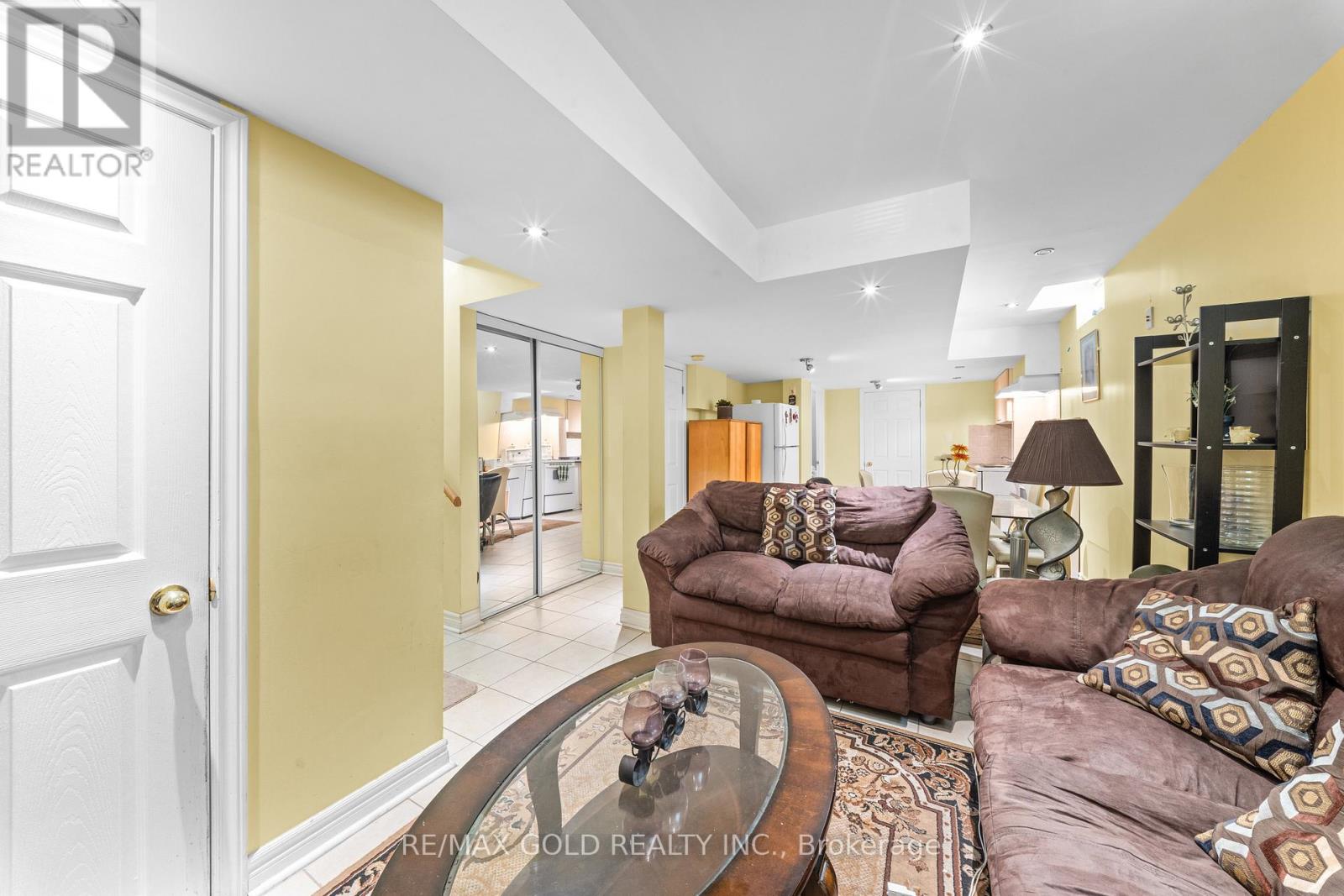 17 Calderstone Road, Brampton, Ontario  L6P 2A4 - Photo 34 - W13123064