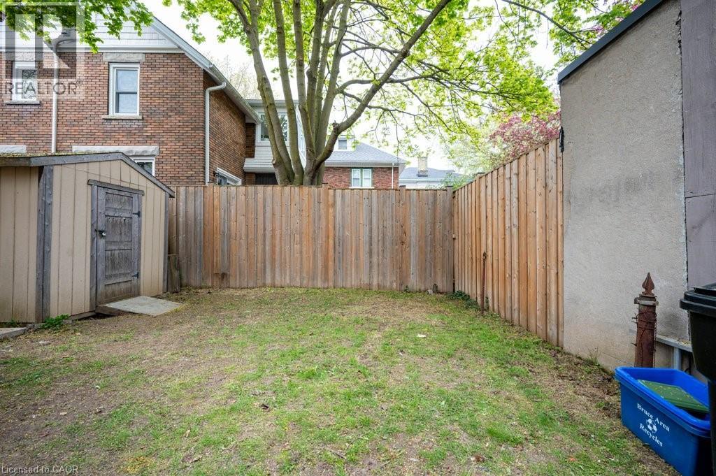 12 Clarence Place, Kitchener, Ontario  N2H 2L2 - Photo 37 - 40826789