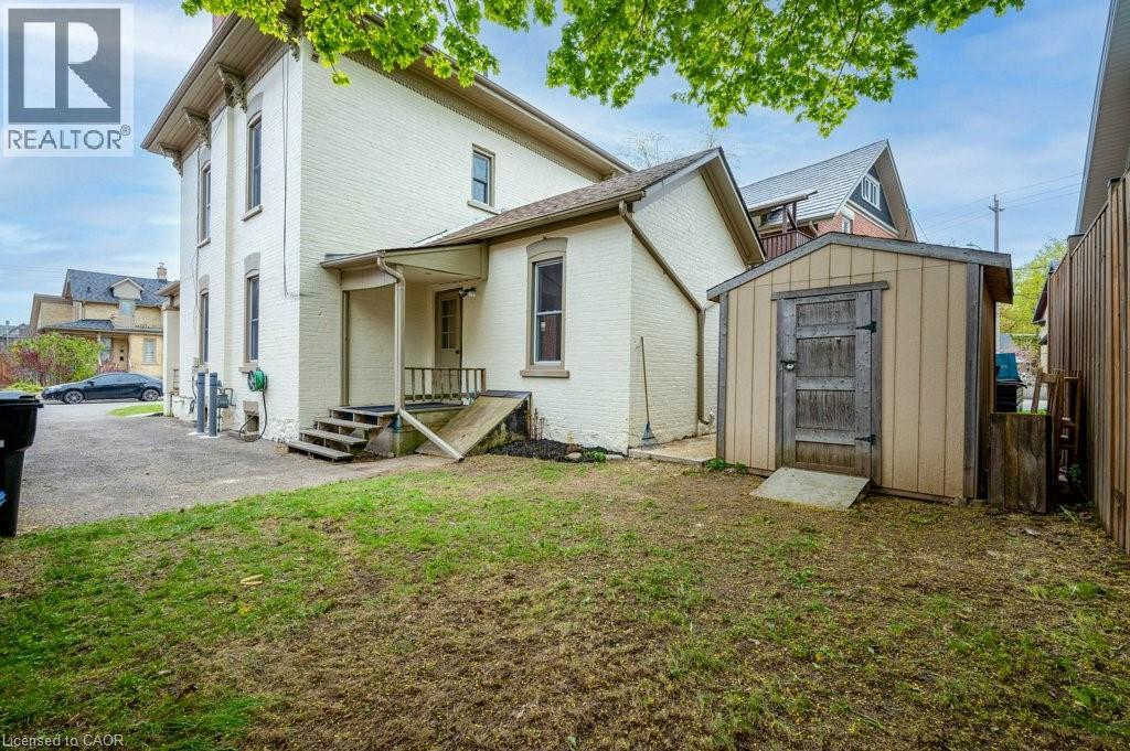 12 Clarence Place, Kitchener, Ontario  N2H 2L2 - Photo 39 - 40826789