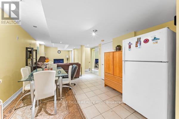 17 Calderstone Road, Brampton, Ontario  L6P 2A4 - Photo 40 - W13123064