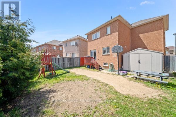 17 Calderstone Road, Brampton, Ontario  L6P 2A4 - Photo 42 - W13123064