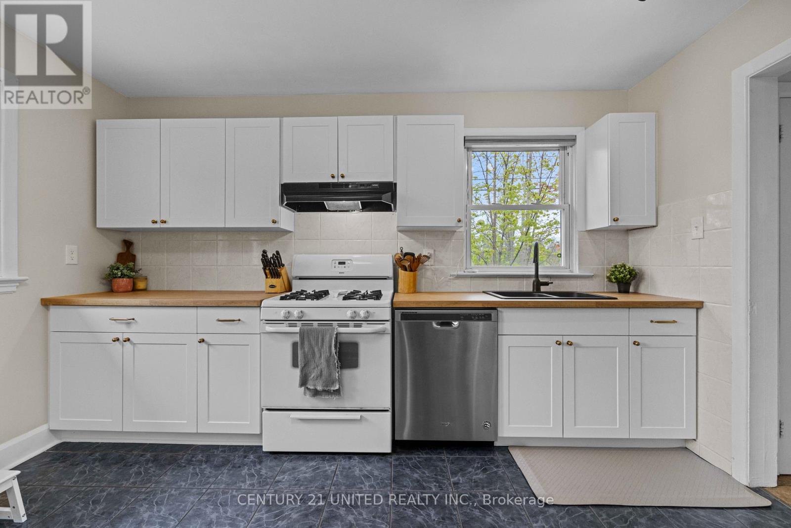 605 Harold Drive, Peterborough, Ontario  K9J 3X9 - Photo 8 - X13126686