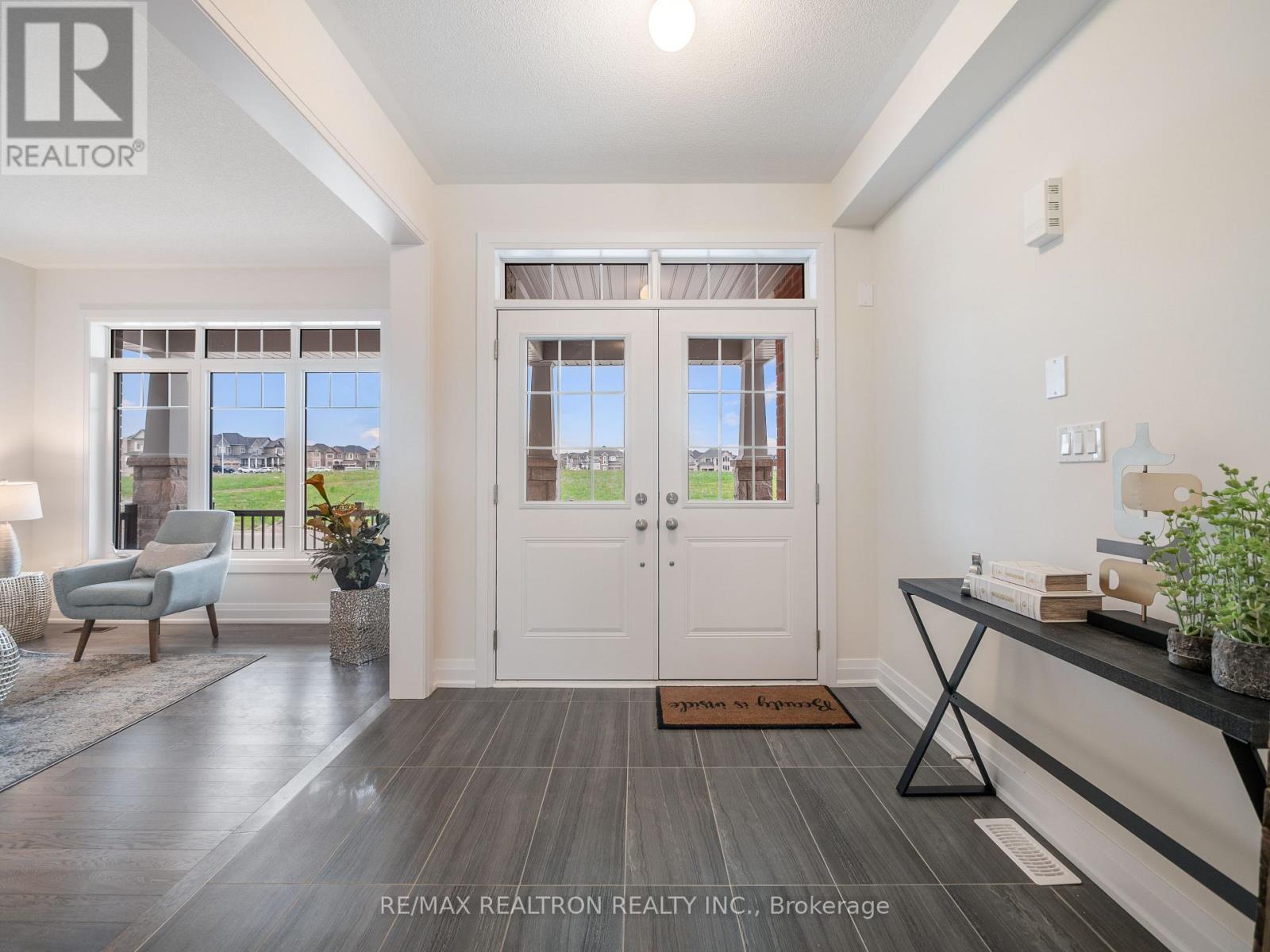 1125 Cole Street, Innisfil, Ontario  L9S 4R7 - Photo 4 - N13126698