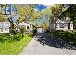 323 WARATAH AVENUE, Newmarket, Ontario