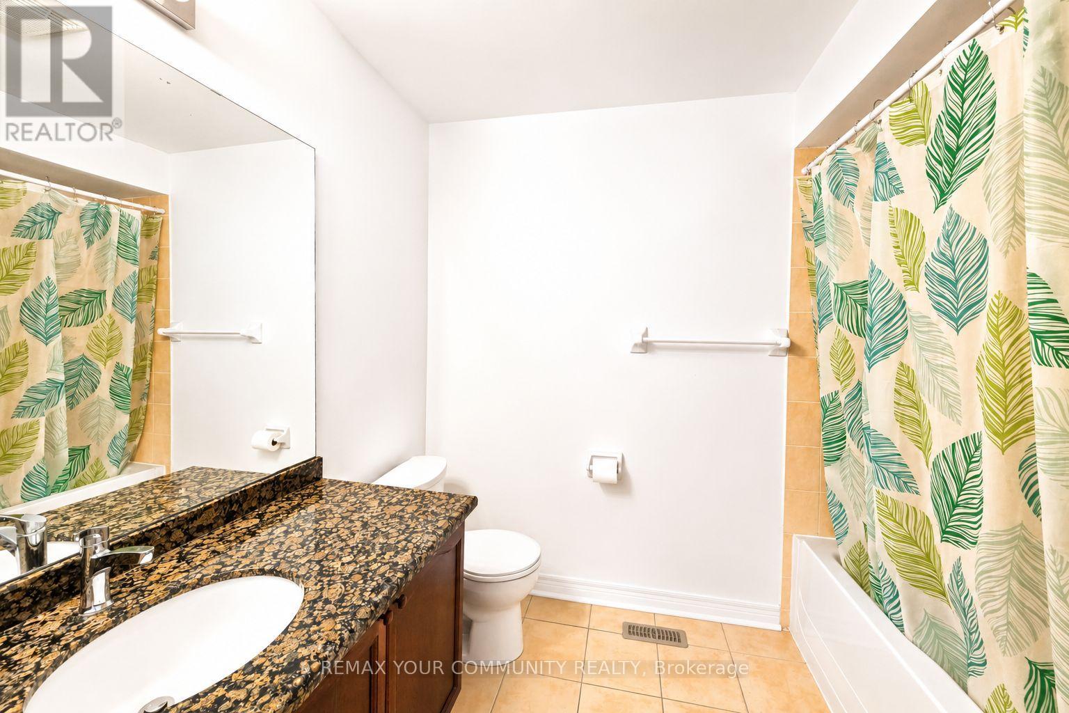 69 Gail Parks Crescent, Newmarket, Ontario  L3X 3B9 - Photo 14 - N13126708