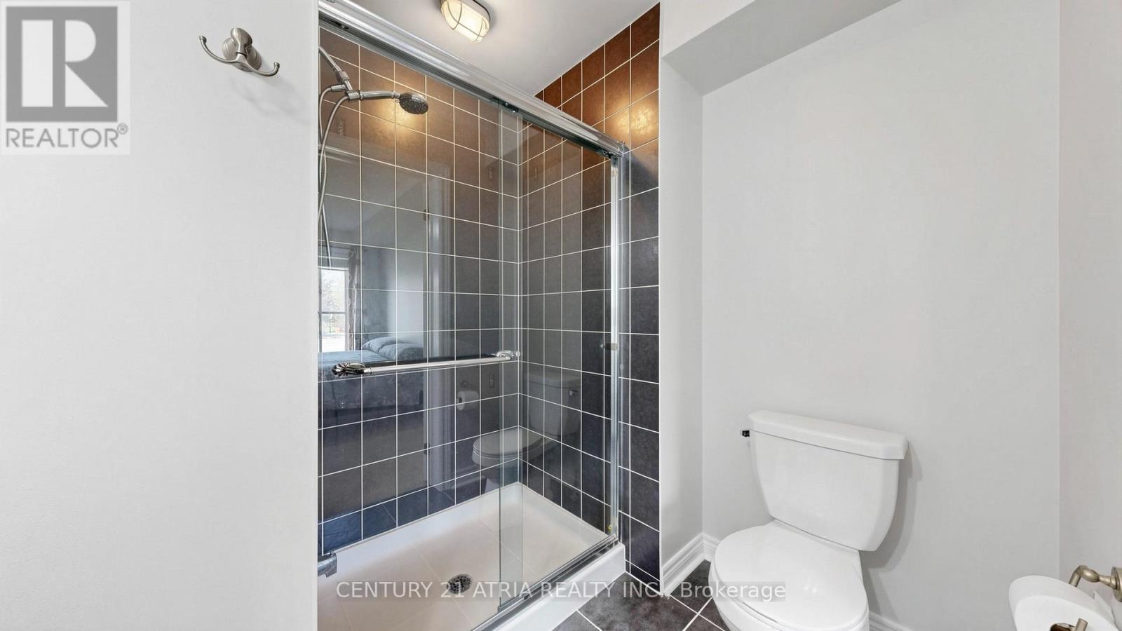 2918 Elgin Mills Road E, Markham, Ontario  L6C 0E5 - Photo 6 - N13126824