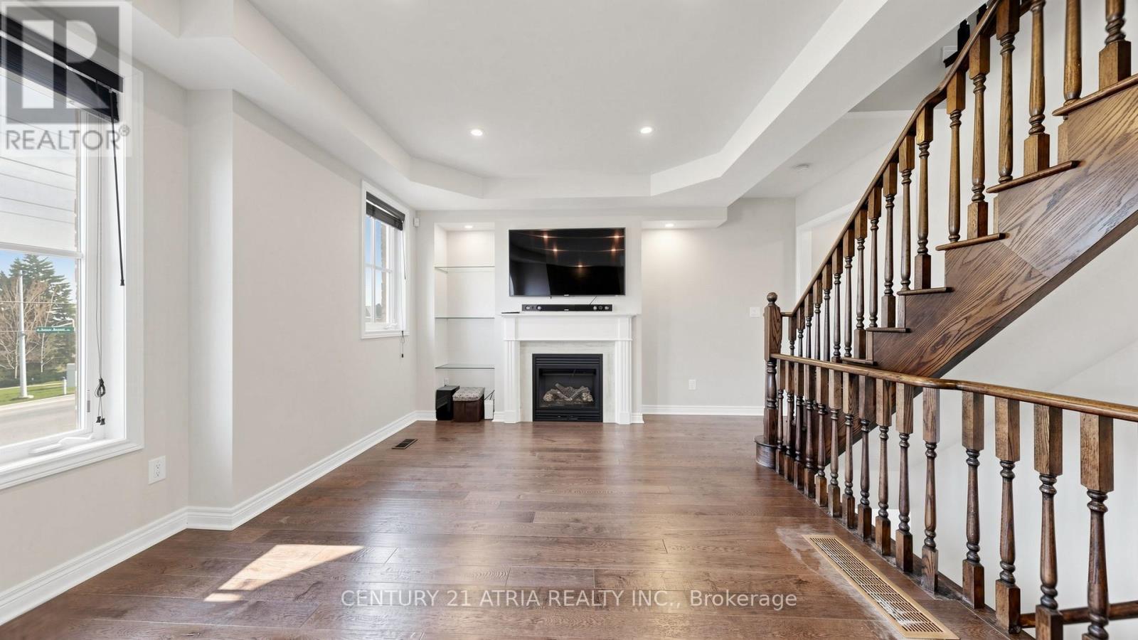 2918 Elgin Mills Road E, Markham, Ontario  L6C 0E5 - Photo 9 - N13126824