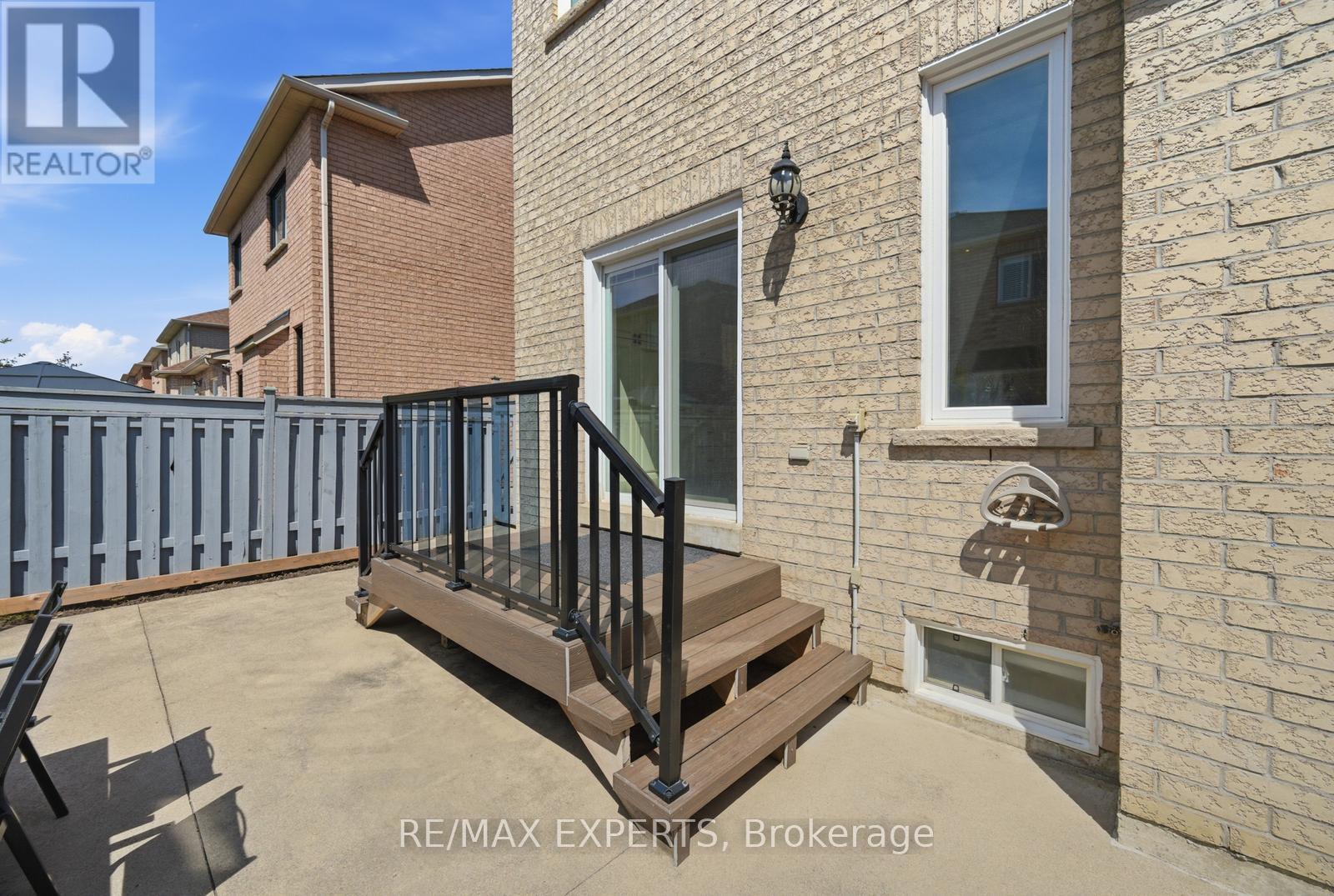 27 Dolce Crescent, Vaughan, Ontario  L4H 3C7 - Photo 42 - N13127008