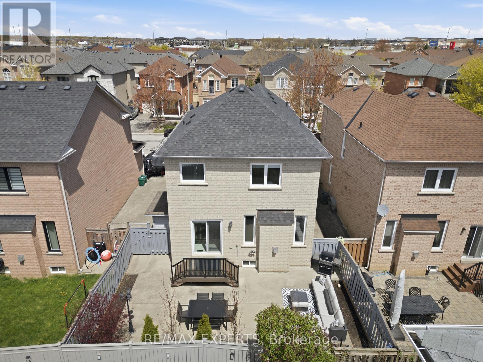 27 Dolce Crescent, Vaughan, Ontario  L4H 3C7 - Photo 48 - N13127008