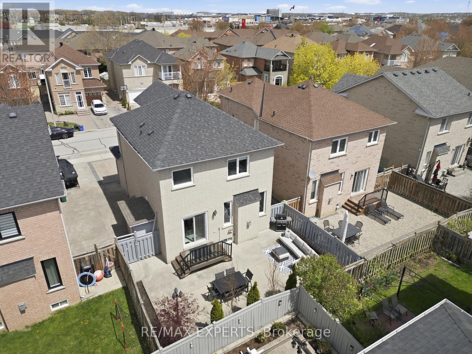 27 Dolce Crescent, Vaughan, Ontario  L4H 3C7 - Photo 49 - N13127008