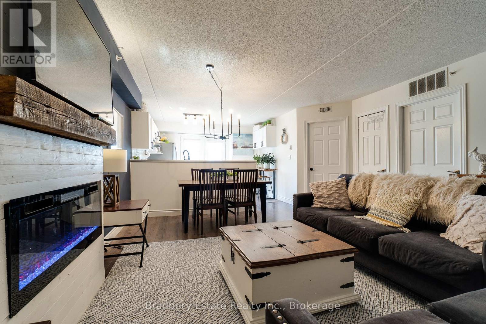 305 - 2045 Appleby Line, Burlington, Ontario  L7L 7G9 - Photo 6 - W12821366