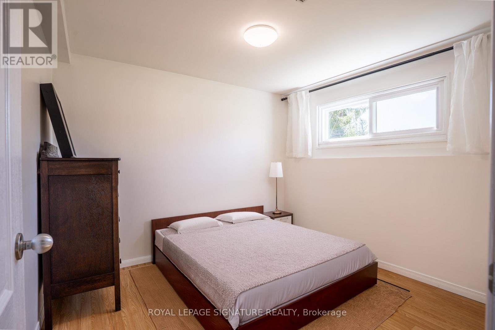 34 Champlain Crescent, Oro-Medonte (Warminster), Ontario  L0K 1E0 - Photo 18 - S13126906