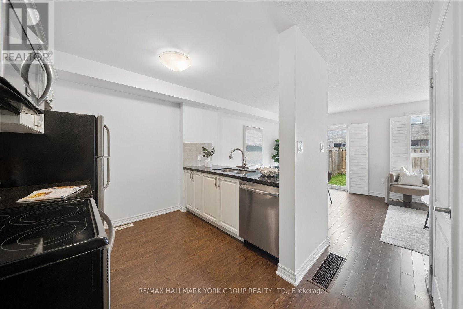 70 - 50 Southwoods Crescent, Barrie (Holly), Ontario L4N 9P8 - Photo 17 - S13126944