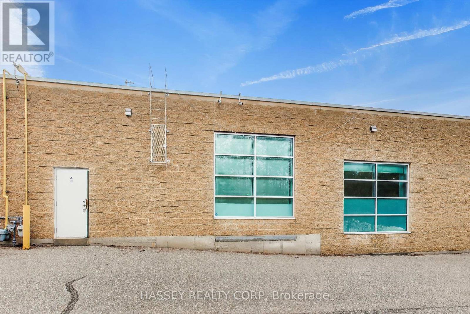4 - 229 Mapleview Drive E, Barrie (0 East), Ontario  L4N 0W5 - Photo 11 - S13126994