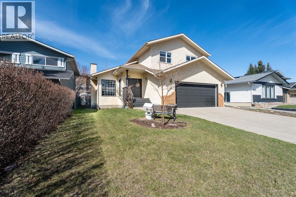 133 Carr Crescent, Okotoks, Alberta  T1S 1E5 - Photo 2 - A2308627