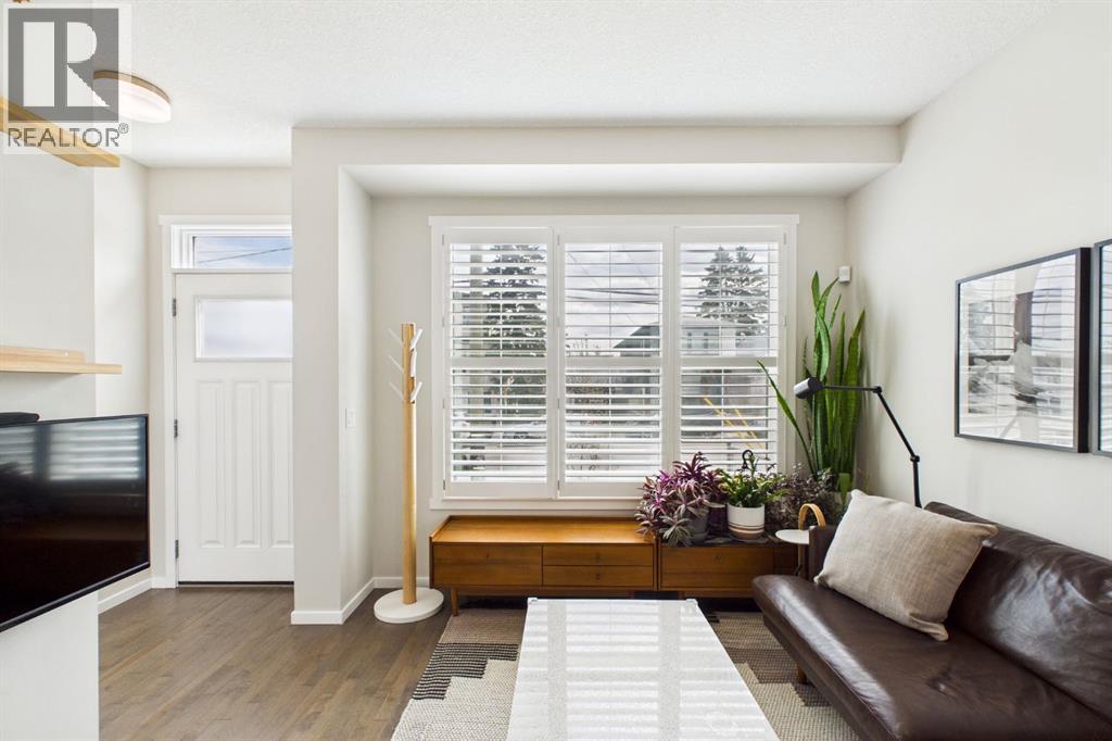 820 21 Avenue SE, Calgary, Alberta  T2G 1N1 - Photo 3 - A2309129
