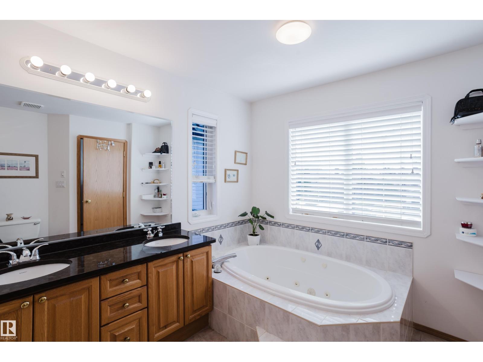 518 Reid Close Cl Nw Nw, Edmonton, Alberta  T6R 2M3 - Photo 24 - E4487590