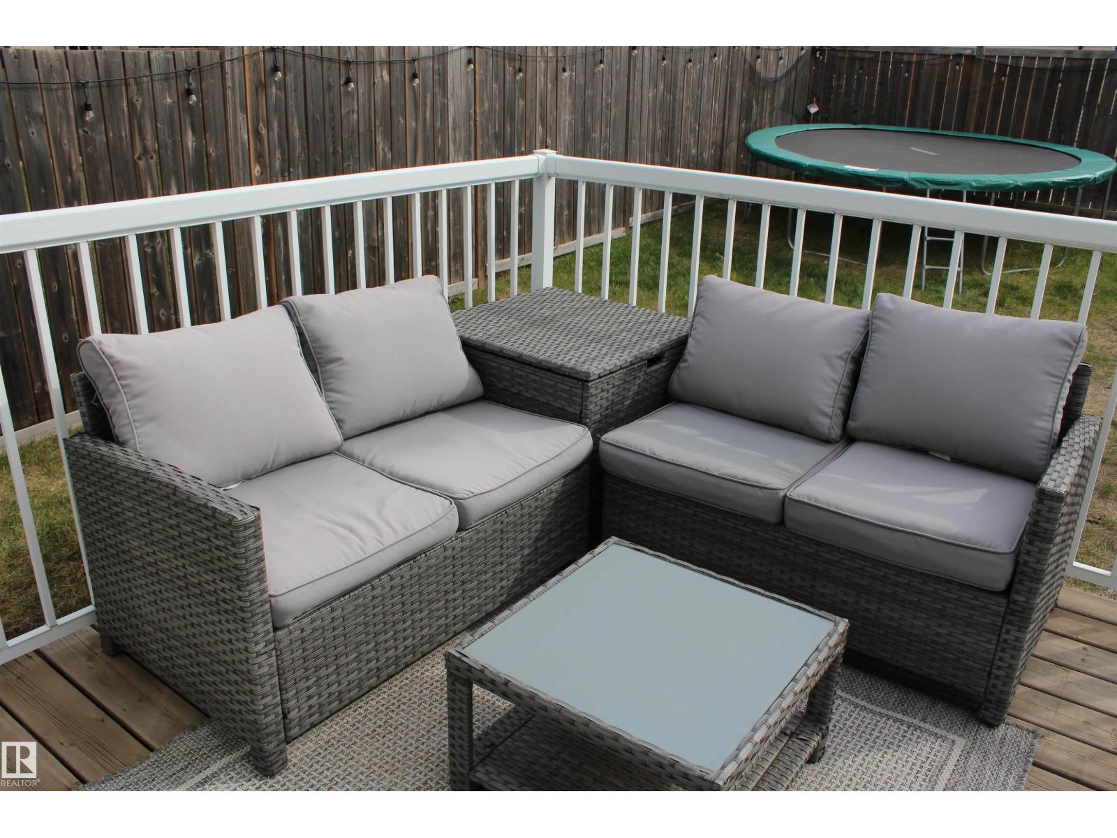39 Caragana Wy, Fort Saskatchewan, Alberta  T8L 0H4 - Photo 2 - E4487594