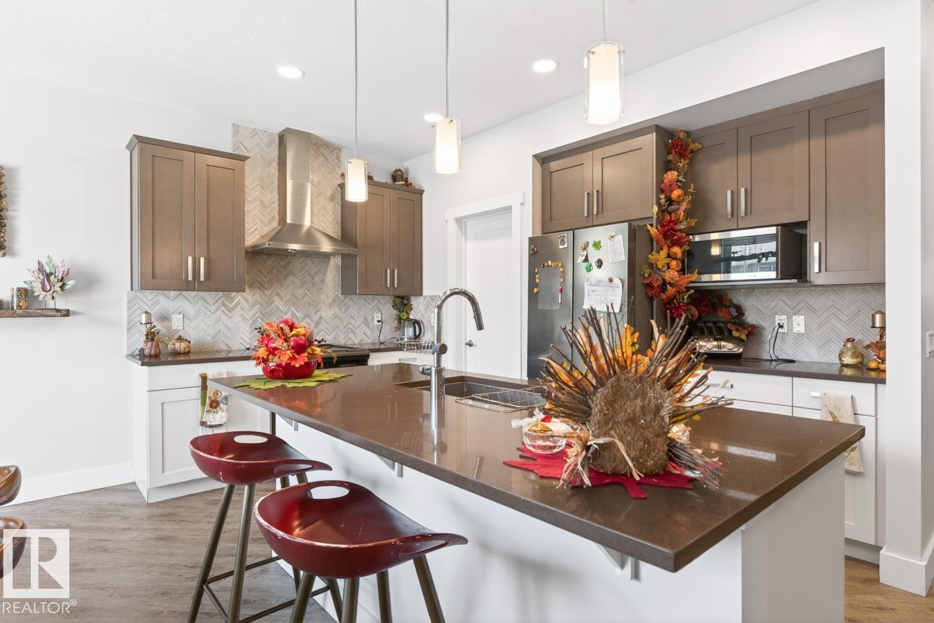 7942 Erasmus Cr Nw, Edmonton, Alberta  T6M 0S2 - Photo 10 - E4487597