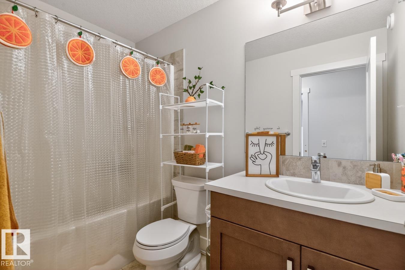 7942 Erasmus Cr Nw, Edmonton, Alberta  T6M 0S2 - Photo 33 - E4487597