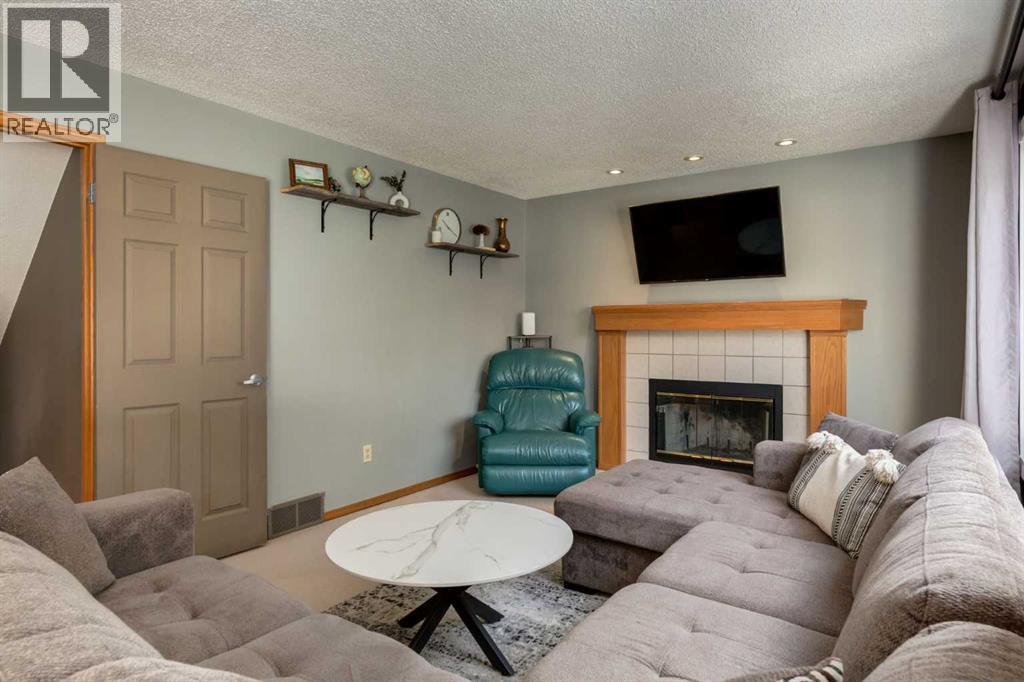 159 Macewan Drive Nw, Calgary, Alberta  T3K 3G5 - Photo 14 - A2309354