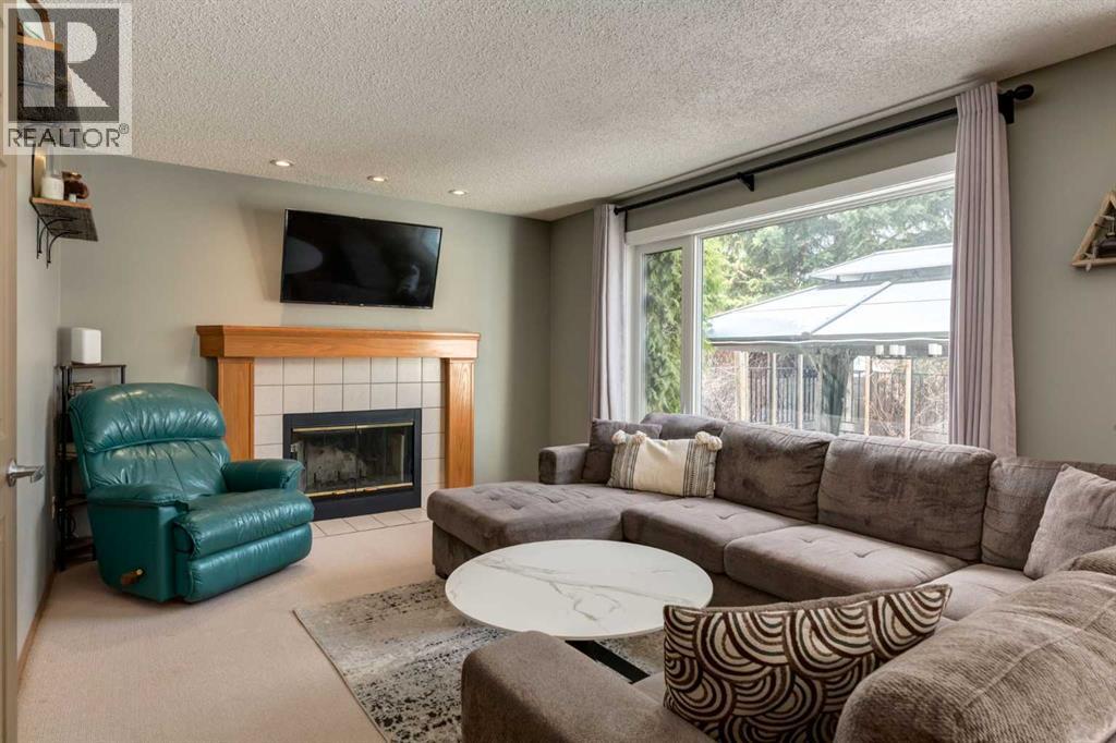 159 Macewan Drive Nw, Calgary, Alberta  T3K 3G5 - Photo 13 - A2309354
