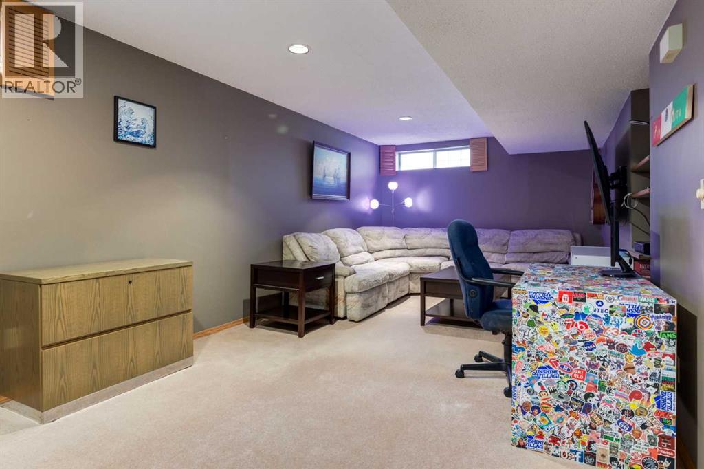 159 Macewan Drive Nw, Calgary, Alberta  T3K 3G5 - Photo 33 - A2309354