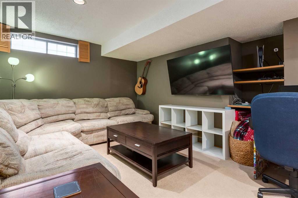 159 Macewan Drive Nw, Calgary, Alberta  T3K 3G5 - Photo 34 - A2309354