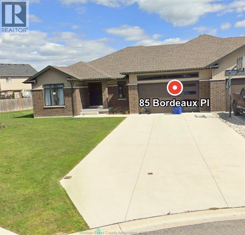 85 BORDEAUX PLACE, Chatham, Ontario