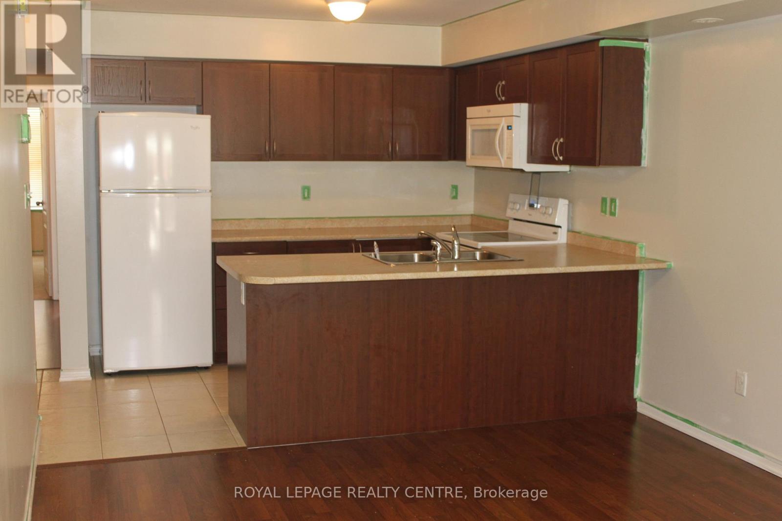 13 - 47 Hays Boulevard, Oakville, Ontario  L6H 0J1 - Photo 3 - W13126658
