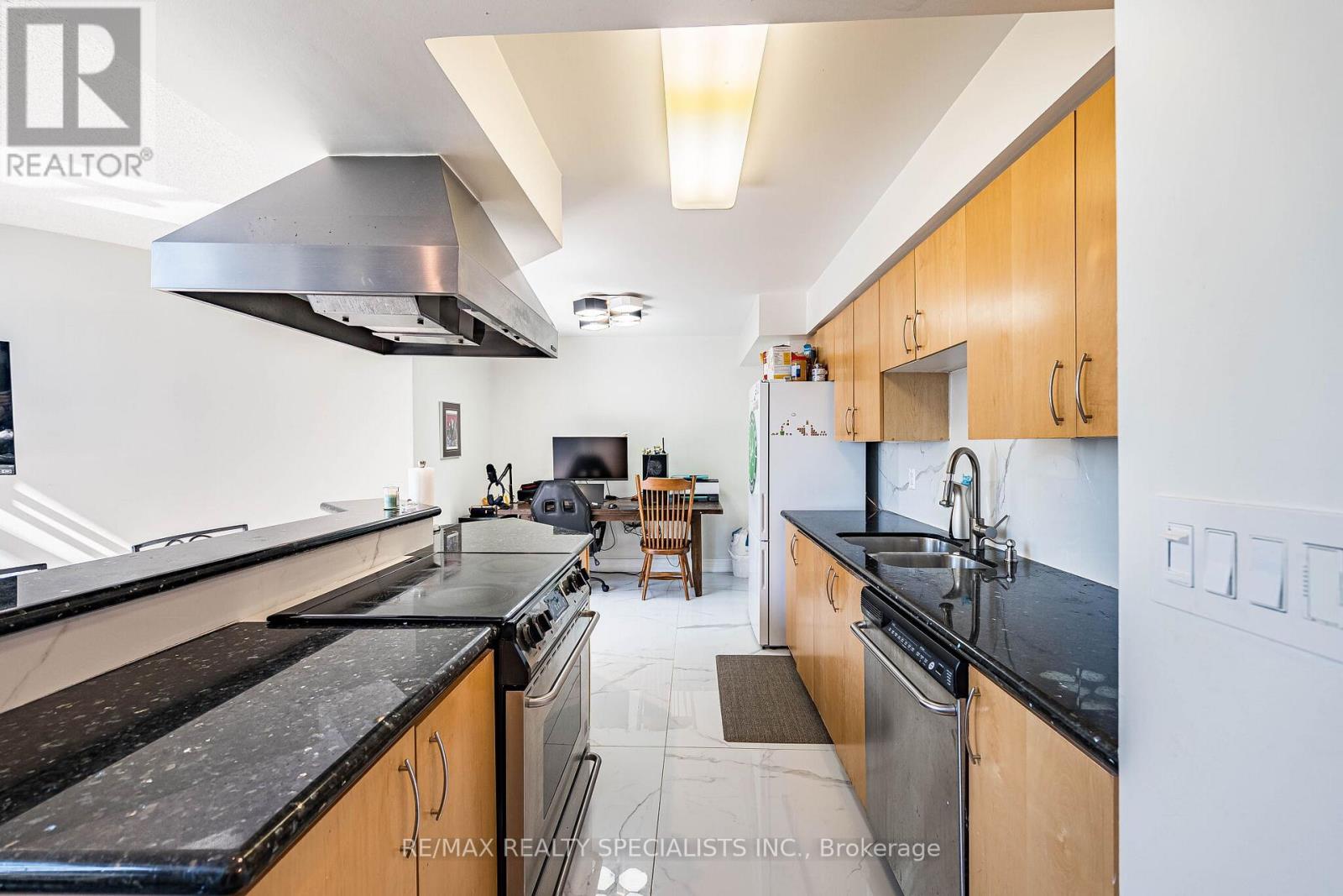 838 - 250 Manitoba Street, Toronto, Ontario M8Y 4G8 - Photo 19 - W13126822