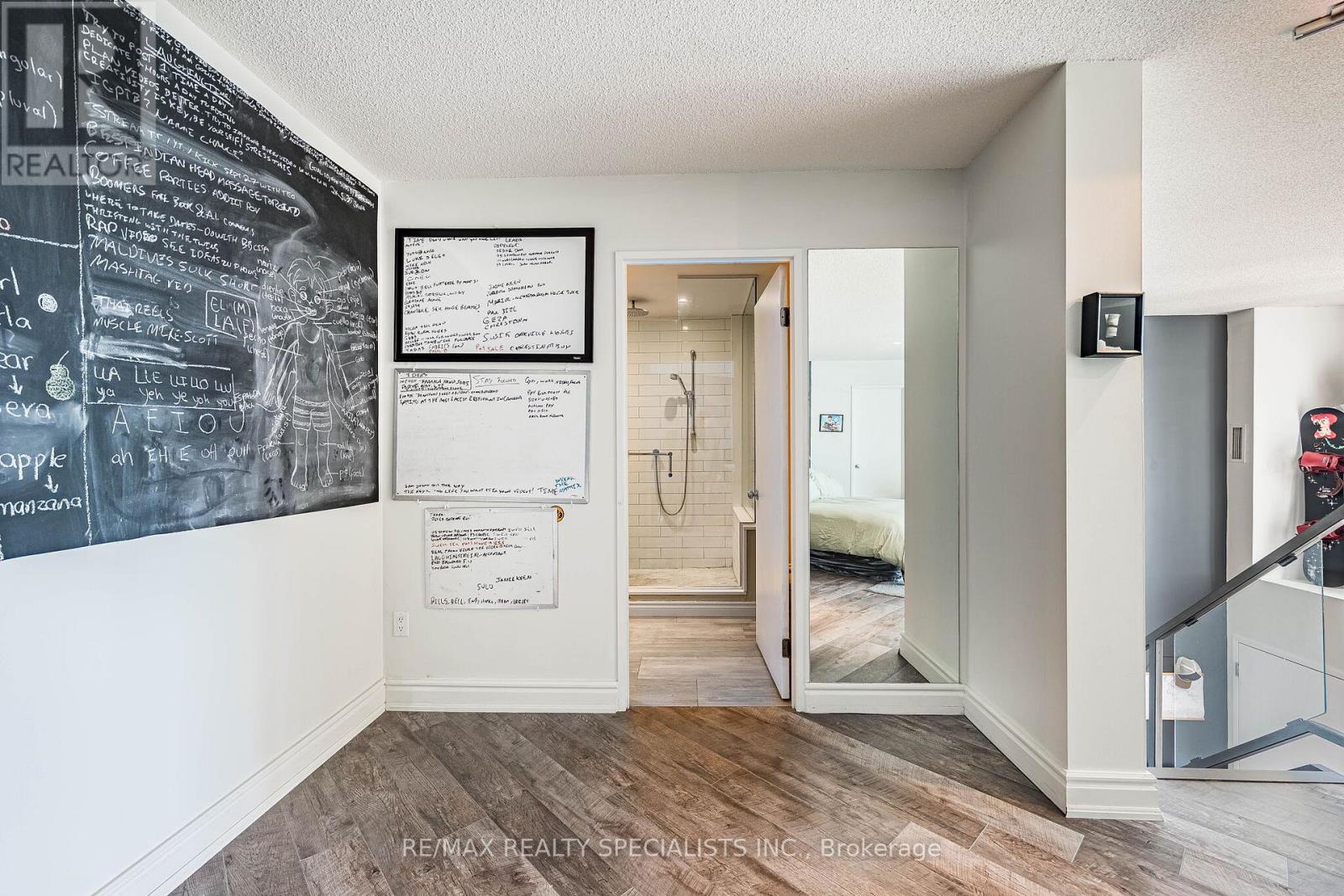 838 - 250 Manitoba Street, Toronto, Ontario M8Y 4G8 - Photo 36 - W13126822