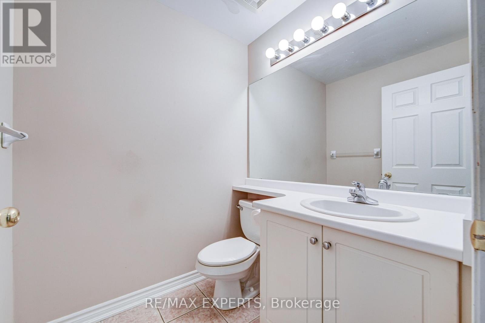 102 - 391 Plains Road E, Burlington, Ontario  L7T 4M2 - Photo 23 - W13126830