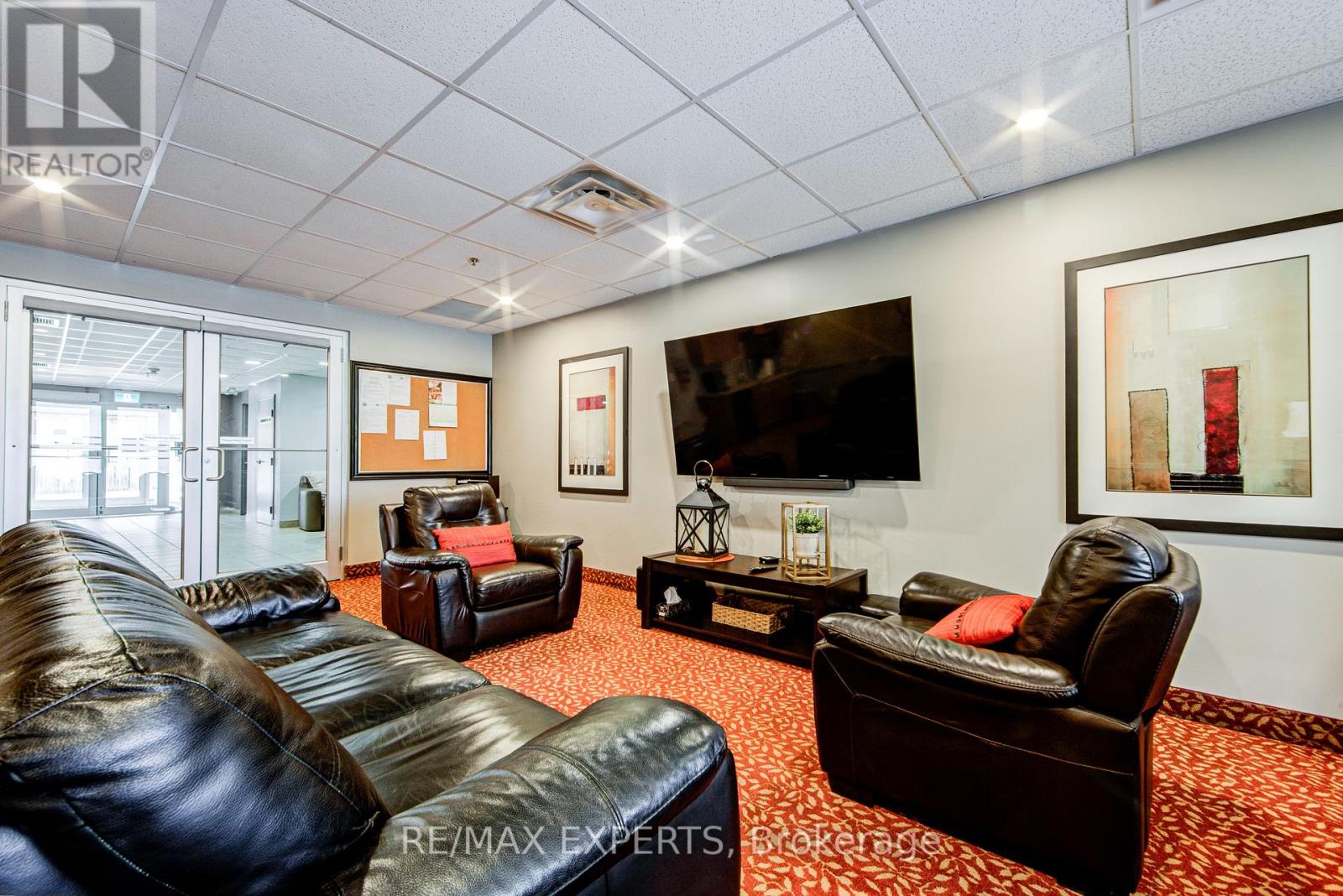 102 - 391 Plains Road E, Burlington, Ontario  L7T 4M2 - Photo 37 - W13126830