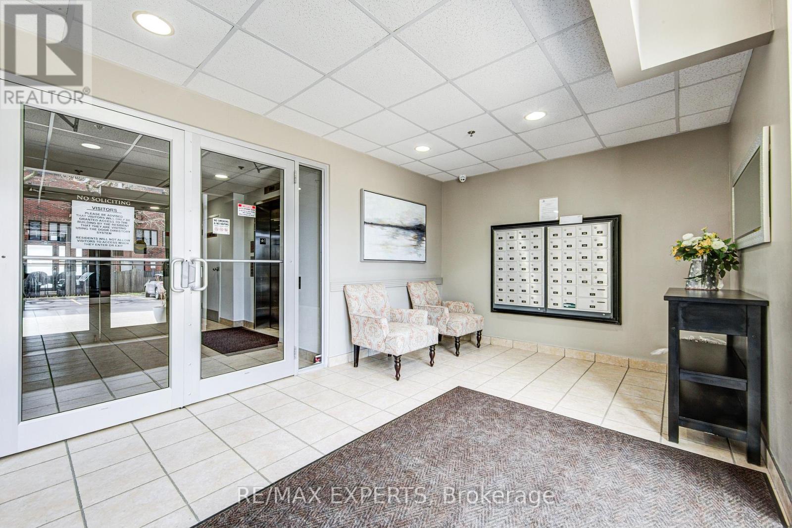 102 - 391 Plains Road E, Burlington, Ontario  L7T 4M2 - Photo 40 - W13126830