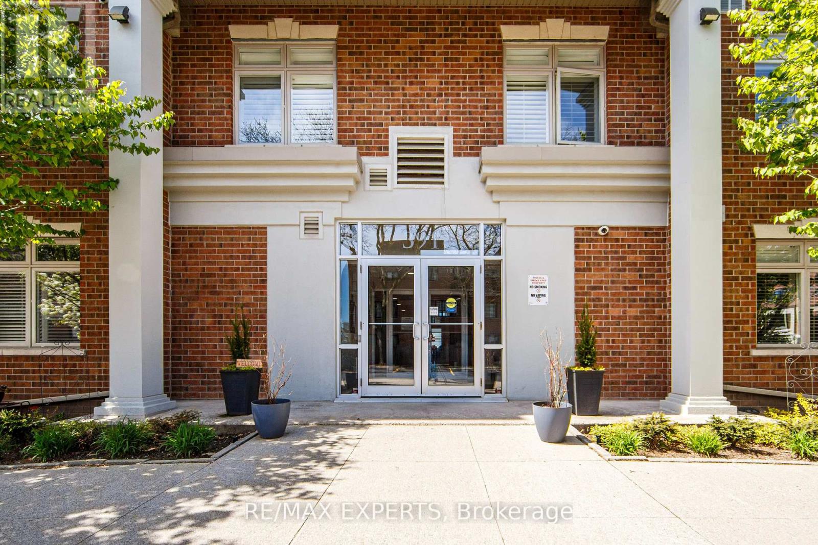 102 - 391 Plains Road E, Burlington, Ontario  L7T 4M2 - Photo 41 - W13126830