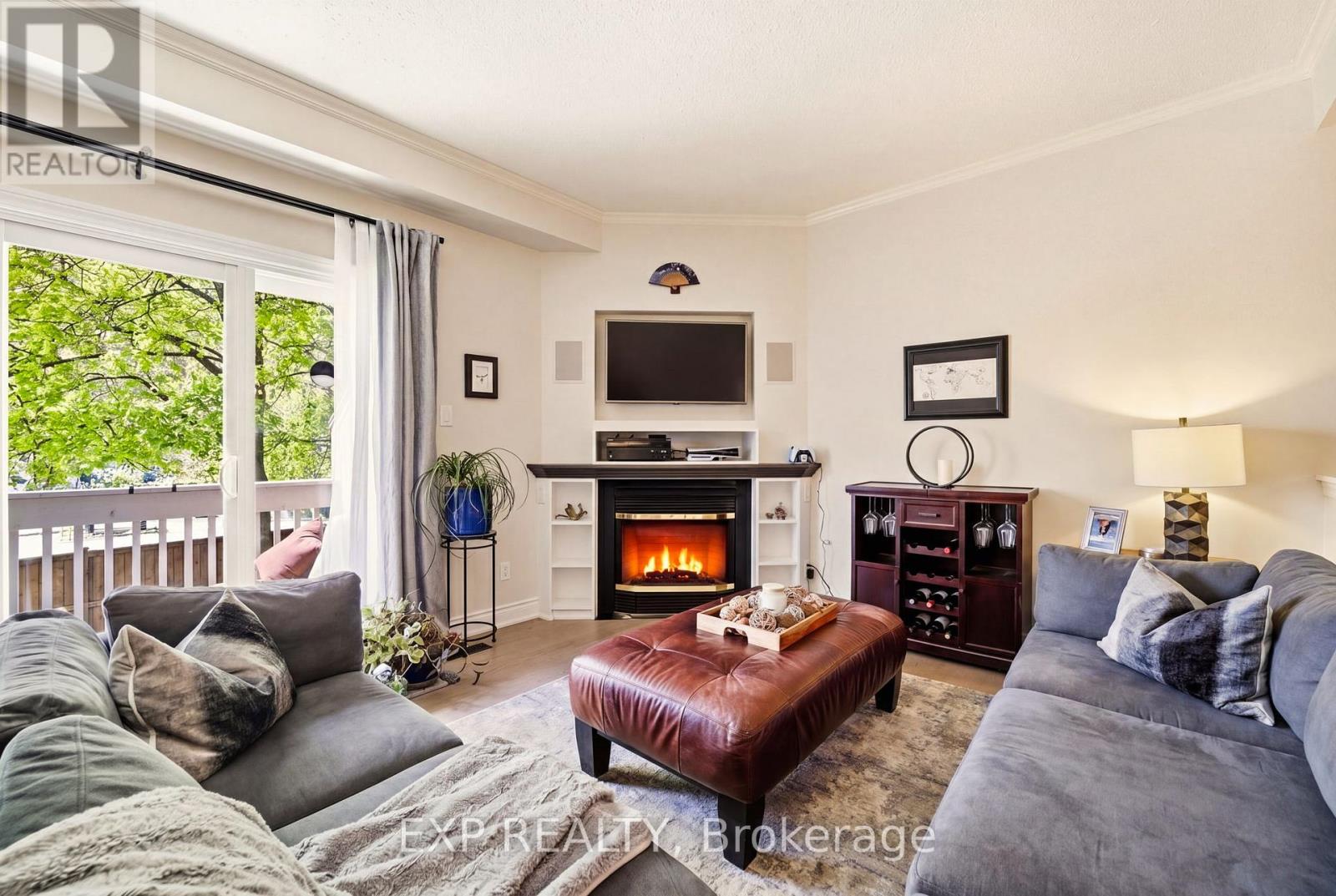 2 - 1010 Walden Circle, Mississauga, Ontario  L5J 4J9 - Photo 2 - W13126856