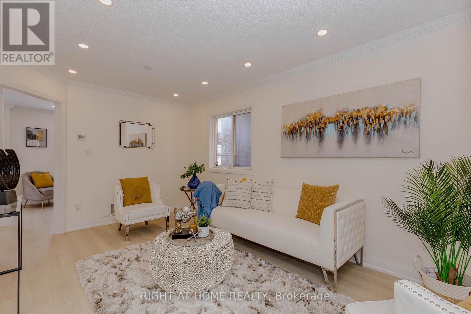 21 Carabram Court, Brampton, Ontario  L6X 4M2 - Photo 10 - W13126908